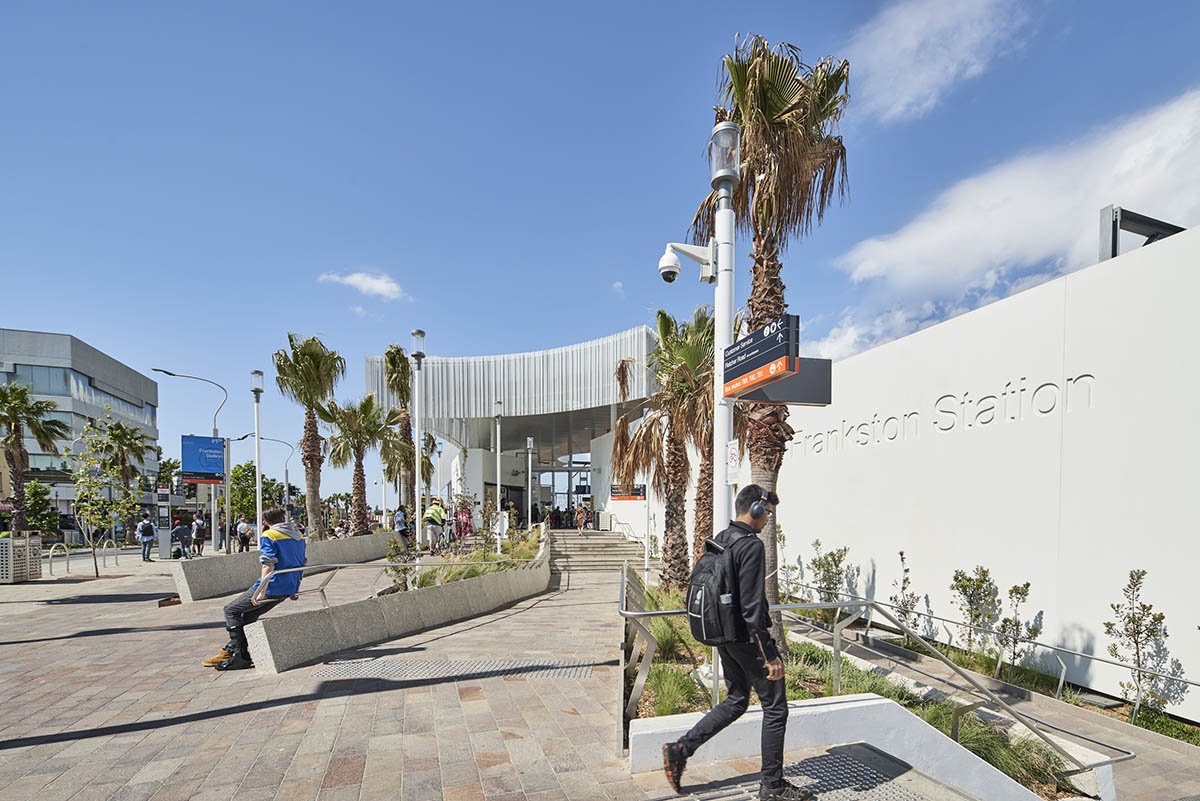 Genton completes Frankston Station with curvaceous canopy in Australia