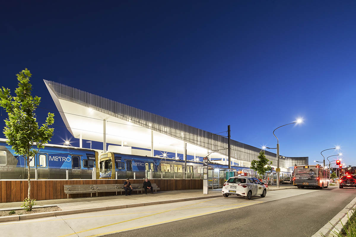 Genton completes Frankston Station with curvaceous canopy in Australia