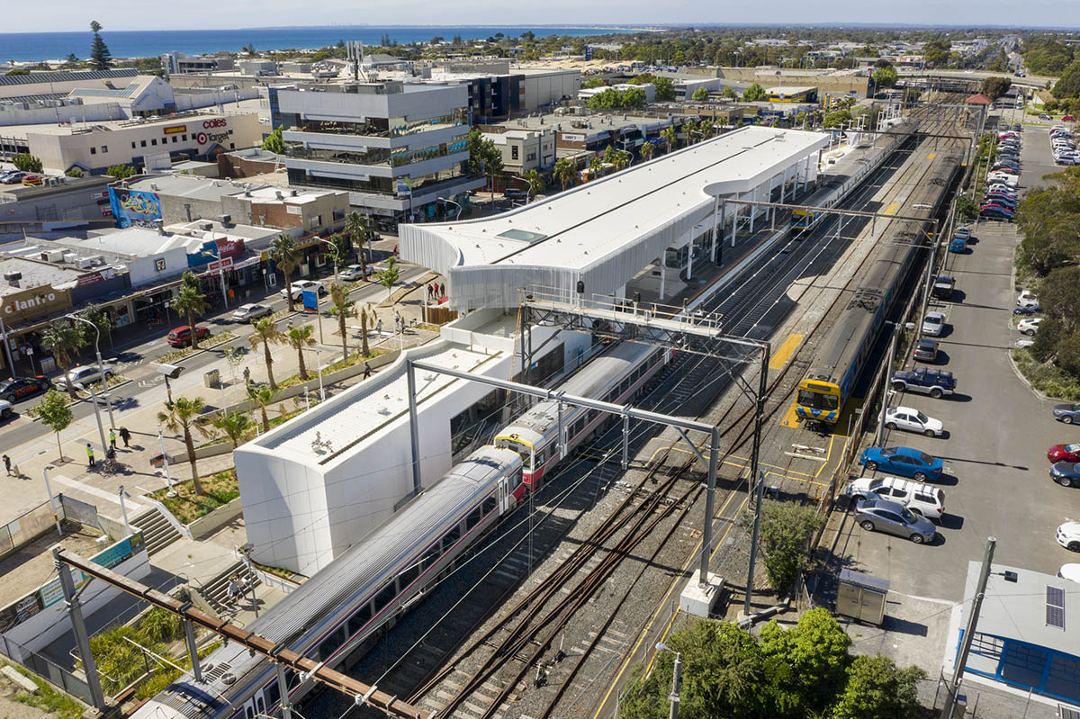 Genton completes Frankston Station with curvaceous canopy in Australia