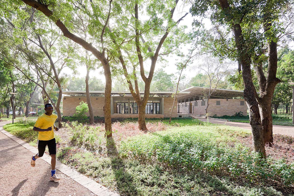 Kéré Architecture: Arbre à Palabres opens at Aedes Architecture Forum on 17 July 2021