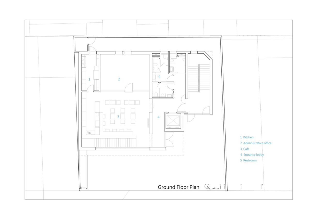 MAYU architects+ adds copper-coloured featherlike screen to main facade of Tung-Men Holiness Church