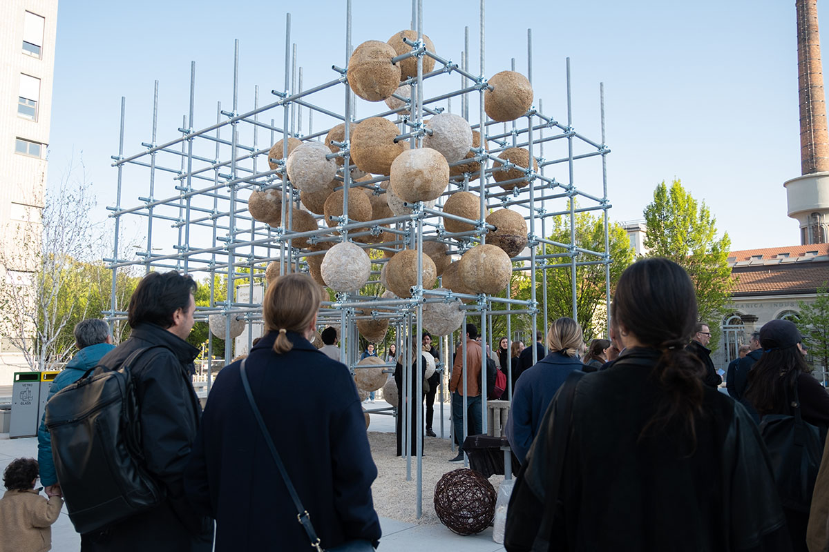 Henning Larsen unfolds the potential of mycelium with 80 spheres at Milan Design Week