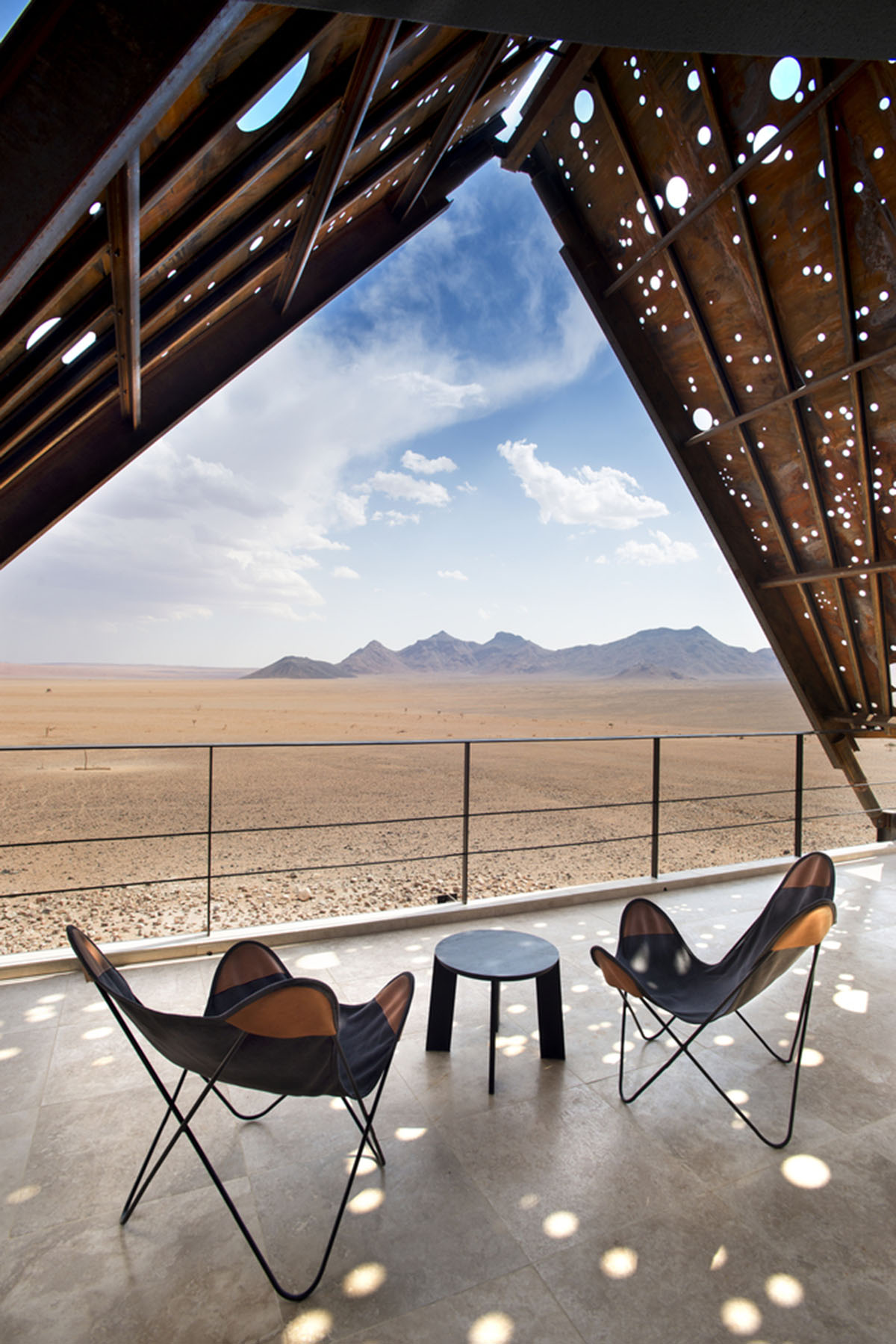 Fox Browne Creative and Jack Alexander design pavilion-like steel lodges on a desert of Namibia