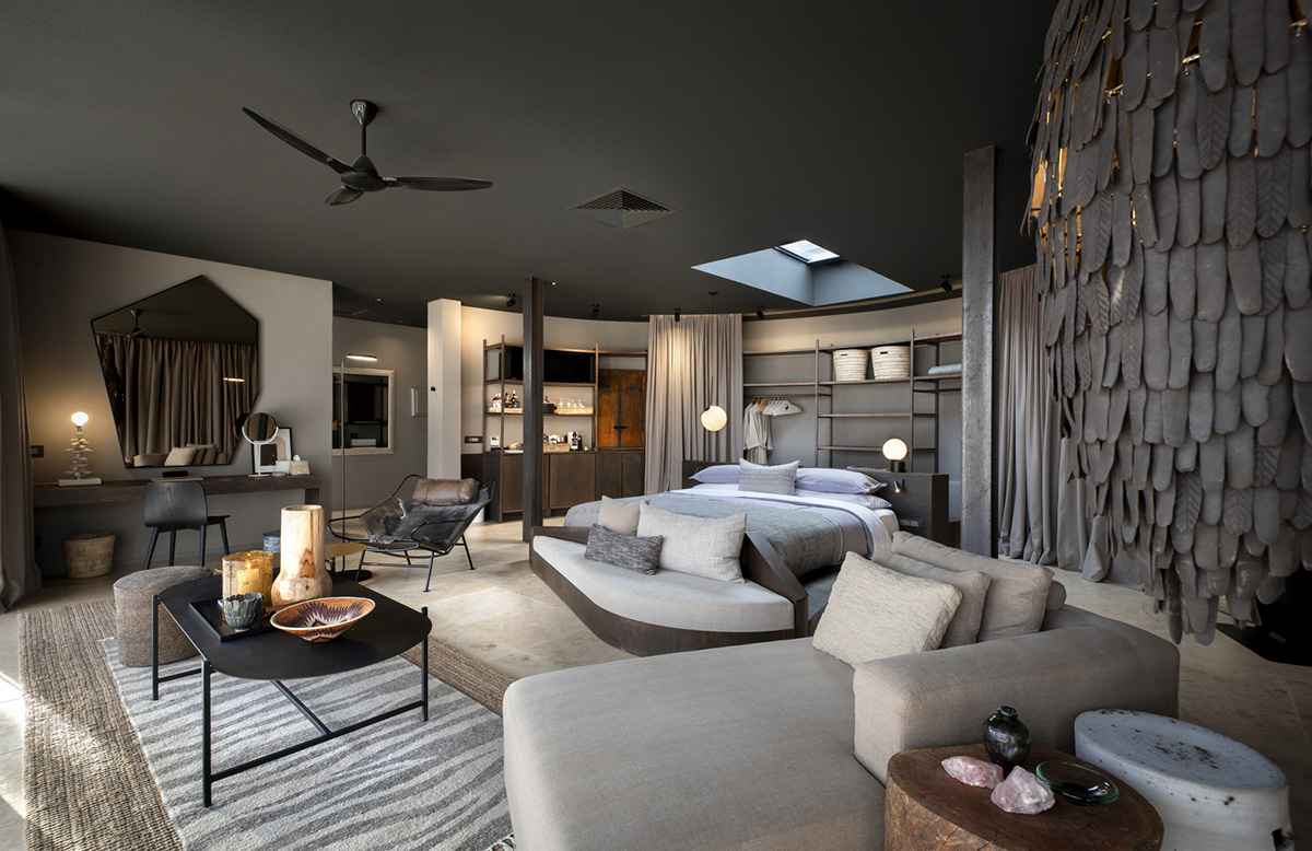 Fox Browne Creative and Jack Alexander design pavilion-like steel lodges on a desert of Namibia