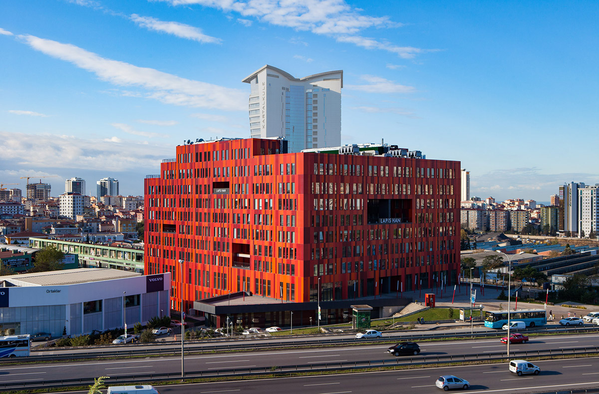 NSMH designs lego-like facade for Gurallar Business Center