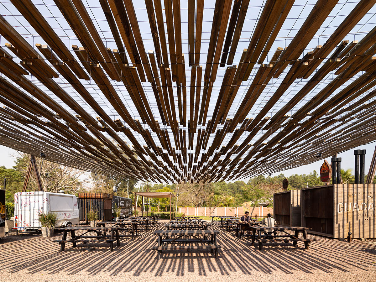 ODB Arquitectos completes Guácaras Food and Drinks Park in Argentina 