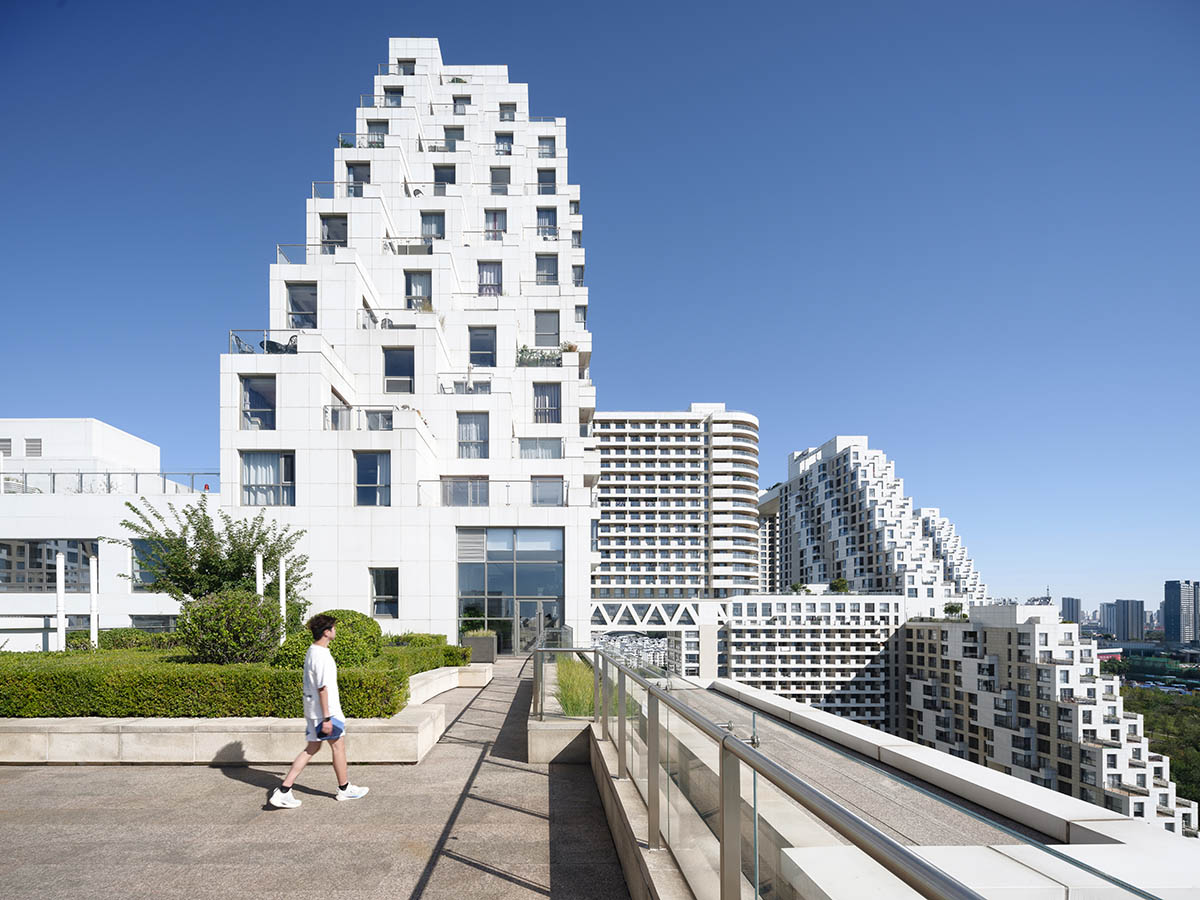 Safdie Architects completes the second phase of Habitat Qinhuangdao in Qinhuangdao, China 