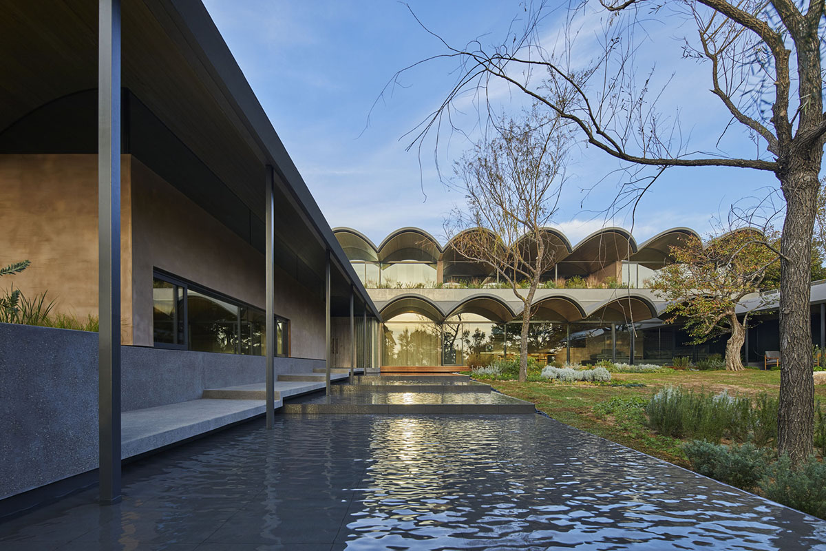 Hiroshi Nakamura & NAP creates barrel-vaulted roofs to offer ample interior space in Japan