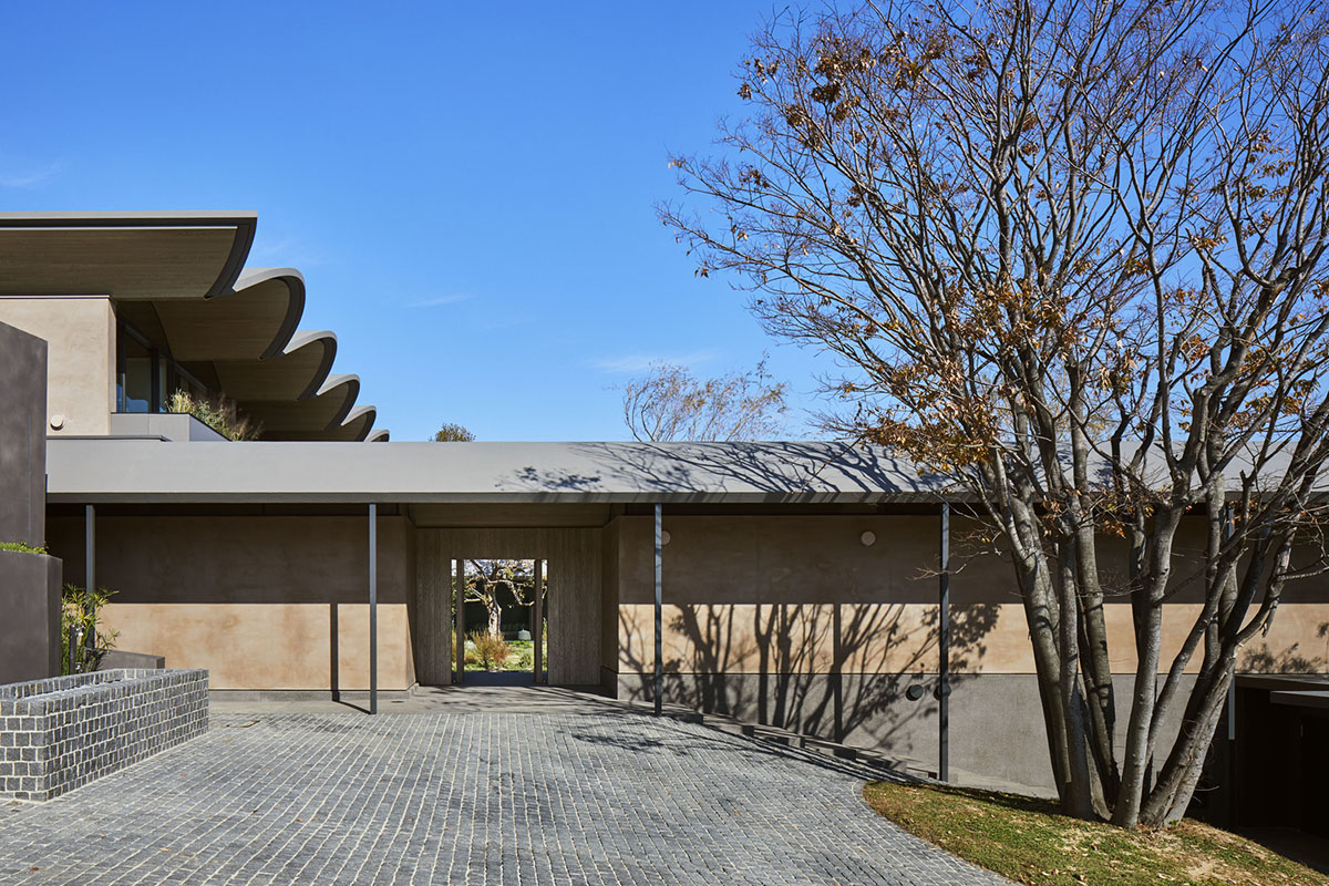 Hiroshi Nakamura & NAP creates barrel-vaulted roofs to offer ample interior space in Japan