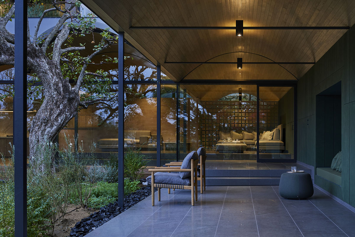 Hiroshi Nakamura & NAP creates barrel-vaulted roofs to offer ample interior space in Japan