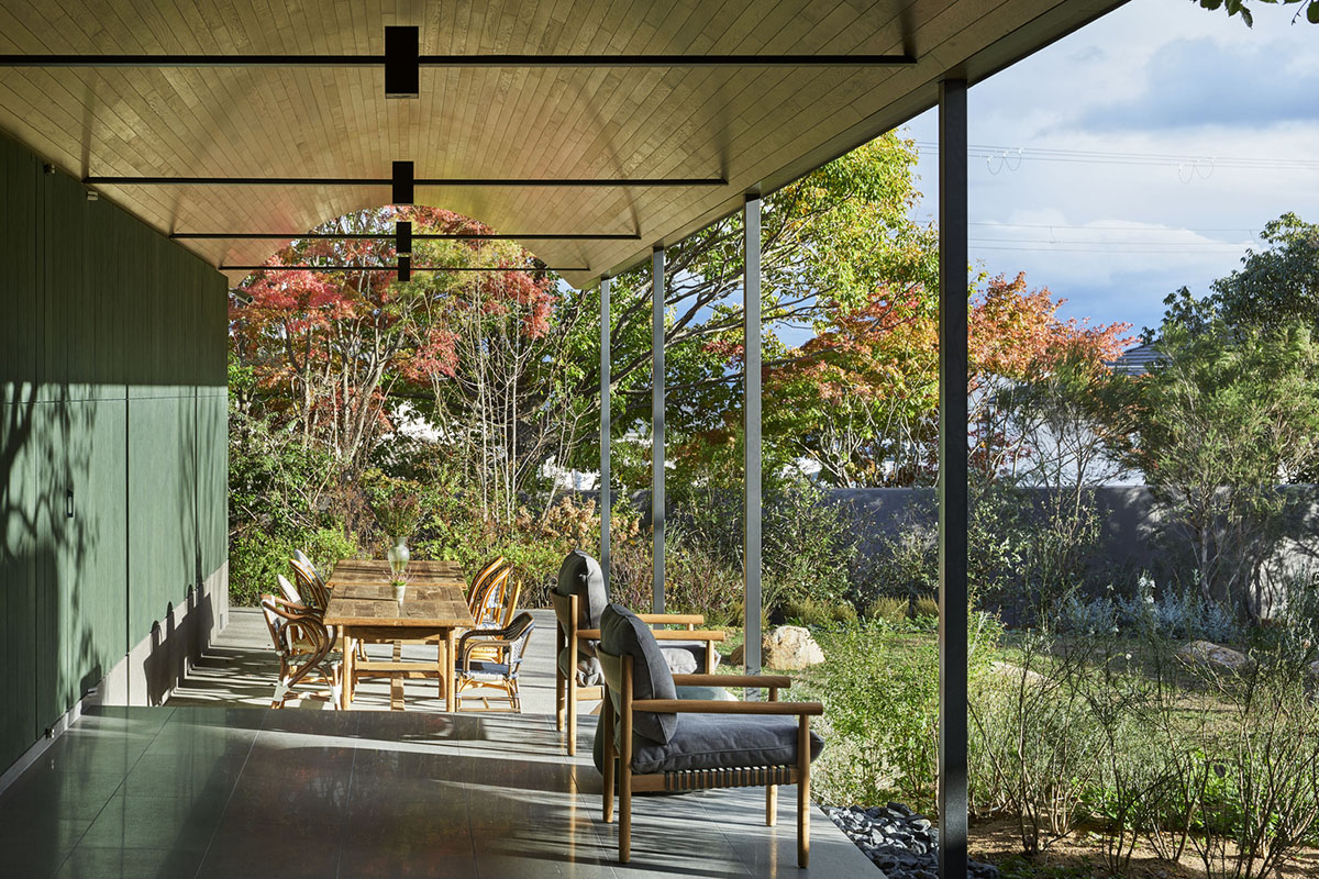 Hiroshi Nakamura & NAP creates barrel-vaulted roofs to offer ample interior space in Japan