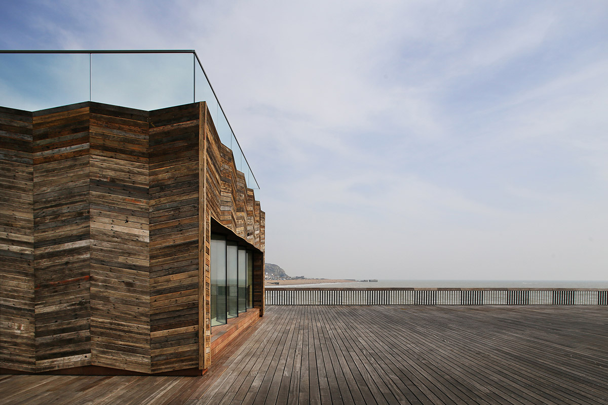2017 Stirling Prize goes to dRMM’s Hastings Pier for 