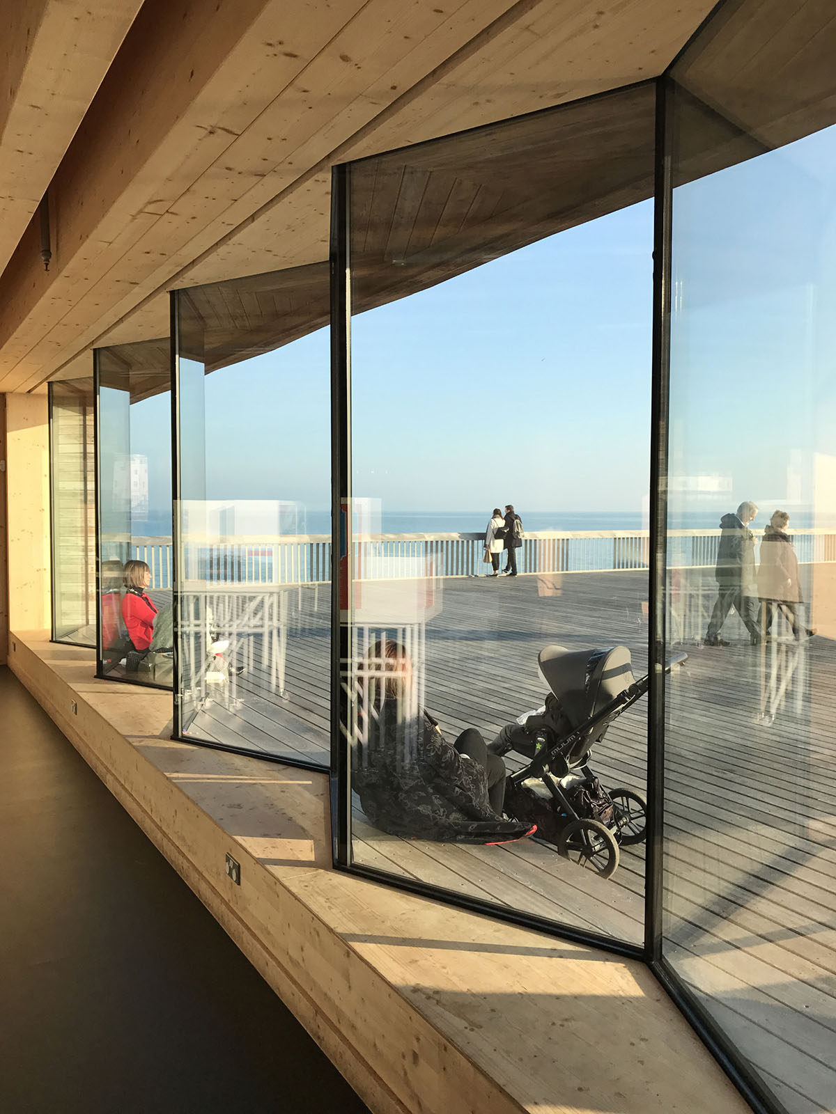 2017 Stirling Prize goes to dRMM’s Hastings Pier for 