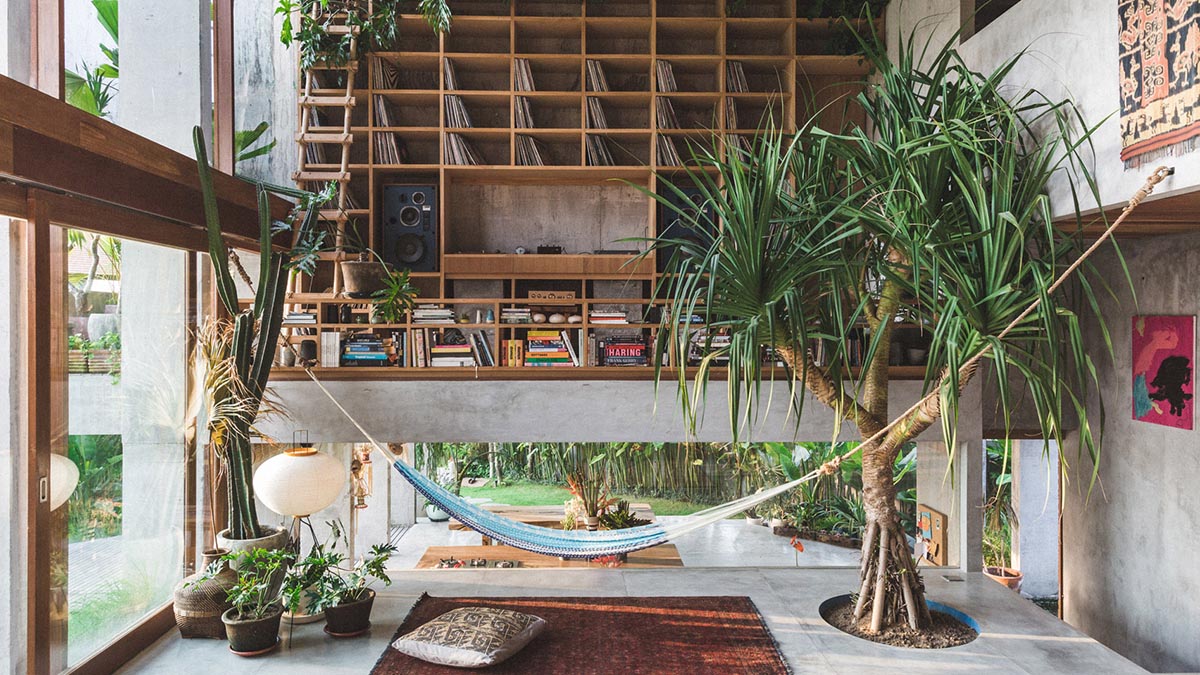 tropical in Bali completely takes the nature inside