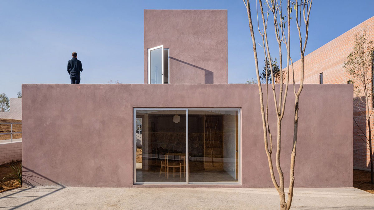 PPAA completes low-cost pinkish rural housing prototype in Hidalgo, Mexico