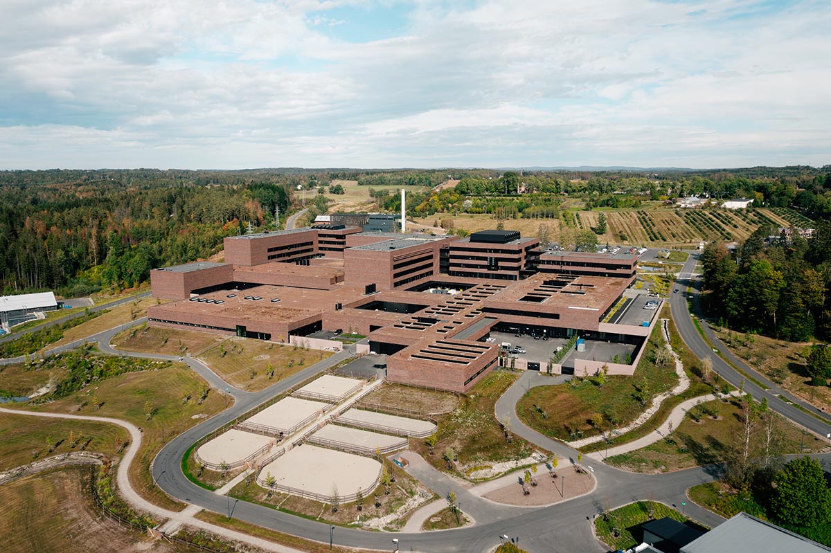 Henning Larsen and Fabel Arkitekter design Norway's one of largest veterinary buildings at NMBU