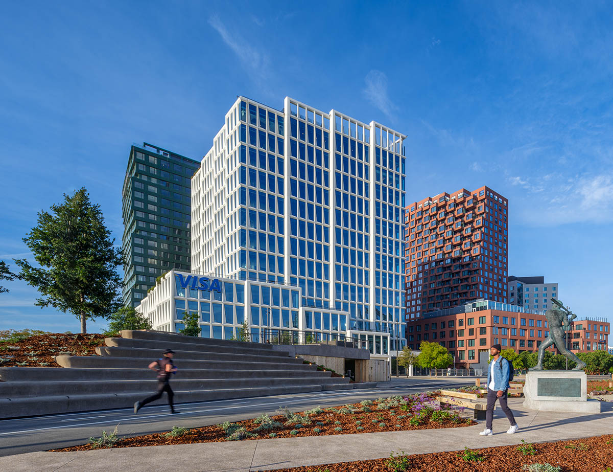 Basalt rock formations in California inform a new support center by Henning Larsen