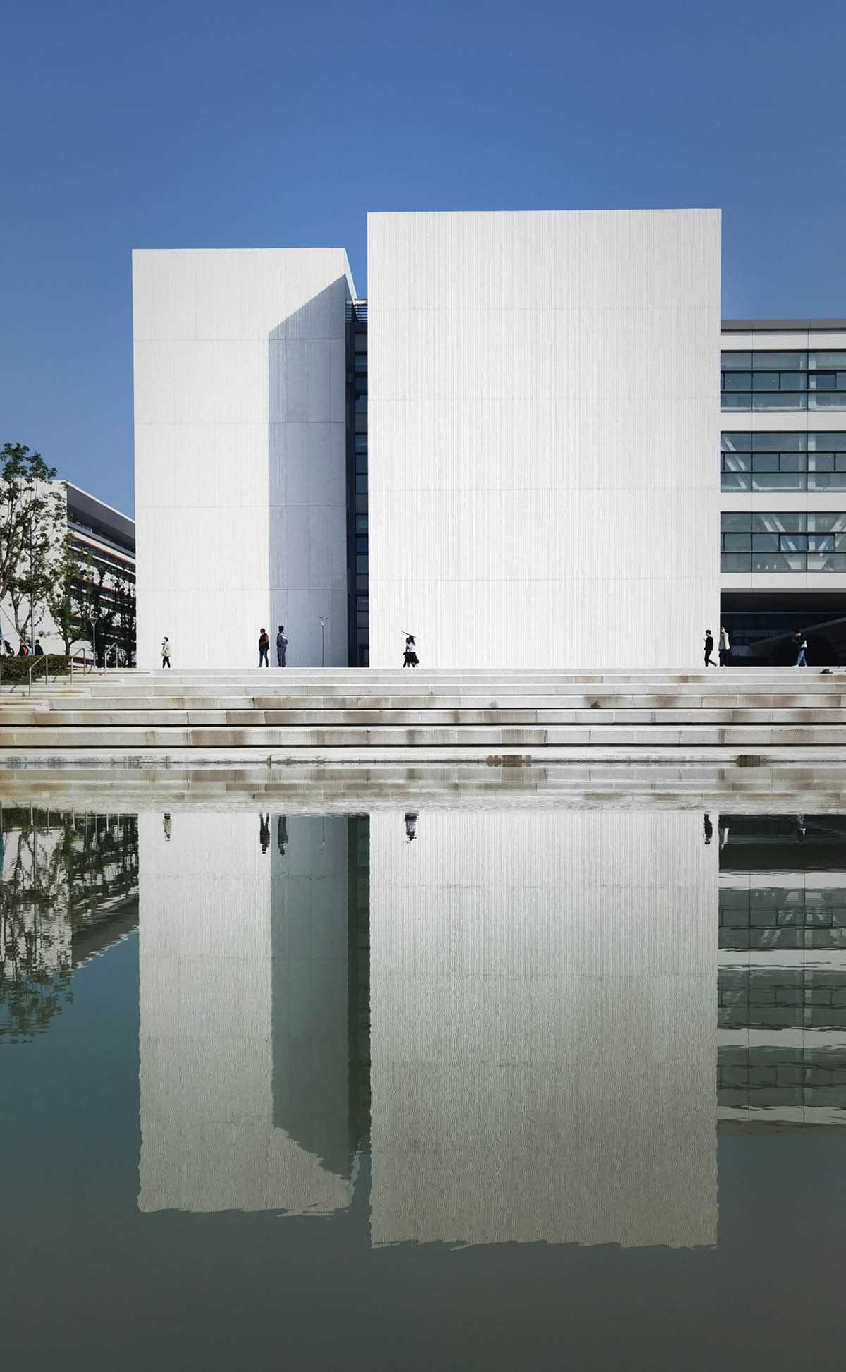 HENN completes the first phase of Westlake University in Hangzhou, China 