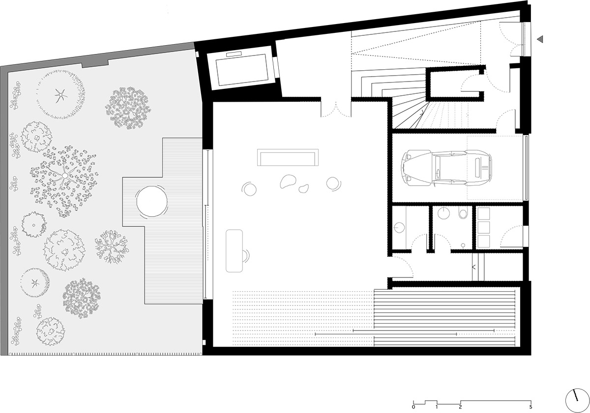 Philipp von Matt Architects combines sculptural home and studio with light-flooded rooms in Berlin