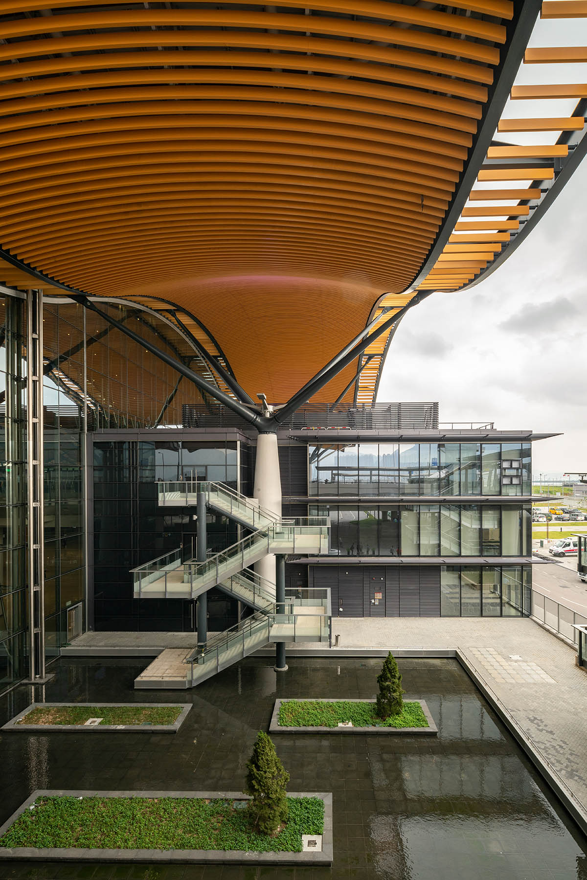 Aedas and RSHP complete a new Hong Kong Boundary Crossing Facility