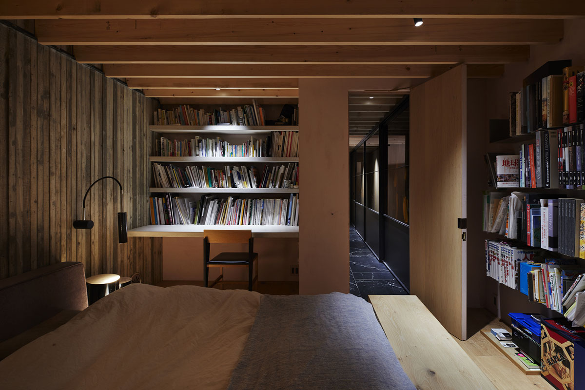 Suppose Design Office completes cave-like concrete home in Tokyo