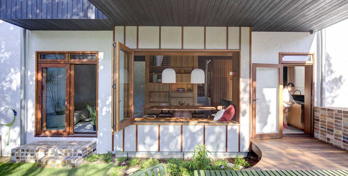 A staircase that brings the family together by Sam Crawford Architects