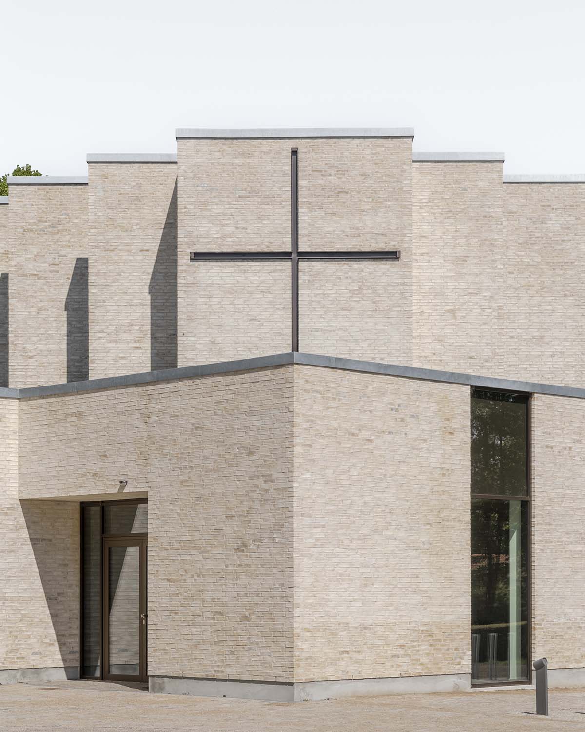 Historic Højvangen Church opens after 500 years, designed by Henning Larsen 