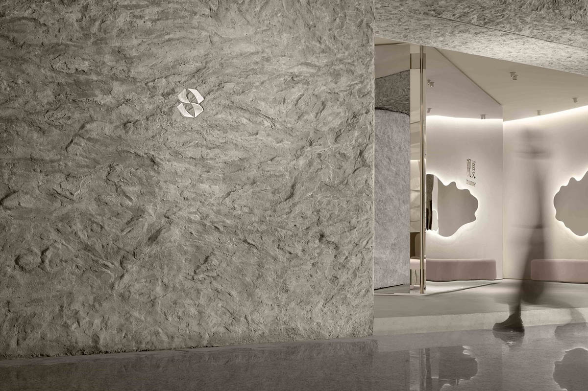 F.O.G. Architecture creates cave-like interiors with mirrored surfaces for aromatherapy store