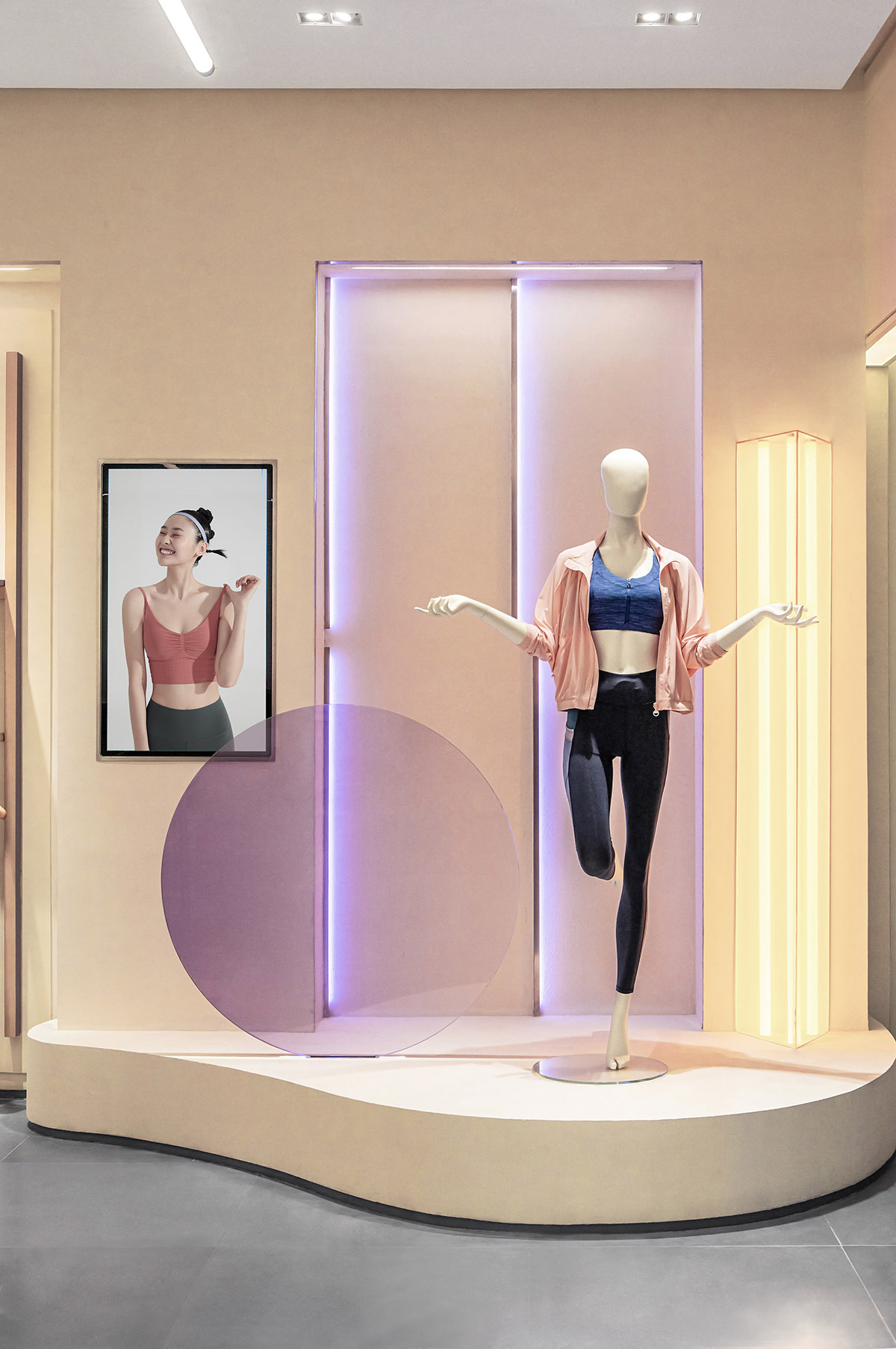 S&ograve; Studio creates interiors for flagship store like 