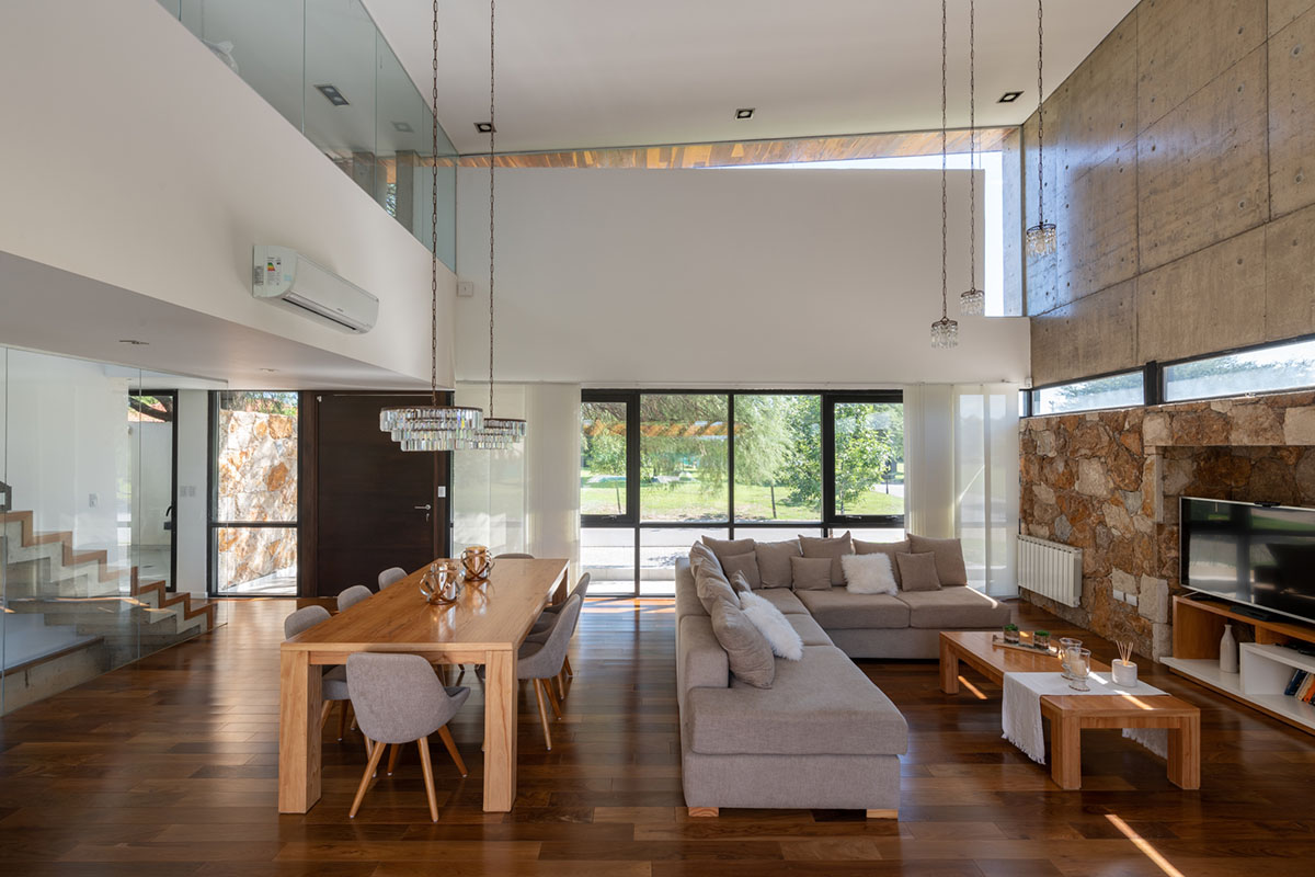 IASE Arquitectos completes Nagus House in Córdoba