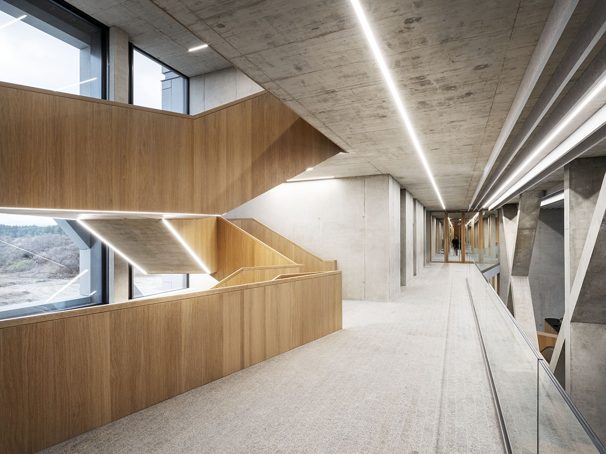 J. Mayer H wraps IGZ campus with concrete skeleton structure in Germany