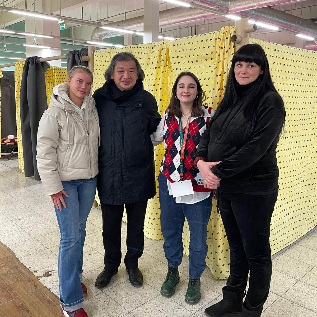 Shigeru Ban and VAN install paper partition shelters for Ukrainian refugees in Poland 