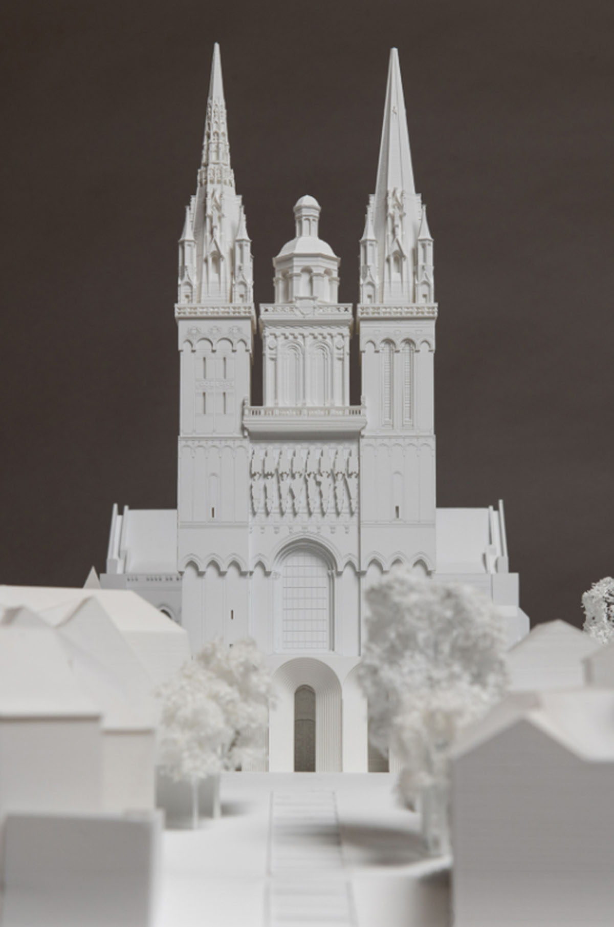 Kengo Kuma And Associates adds sculptural portals to historic Angers Cathedral in France 