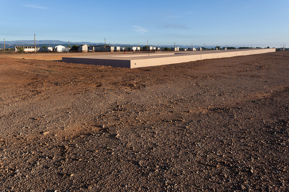 Rudy Ricciotti embeds 240-metre-long Rivesaltes Memorial Museum in historic Joffre Camp