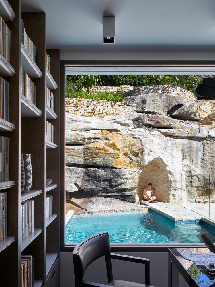 Luigi Rosselli Architects' Book House features shifted concrete slabs overlooking Sydney harbour