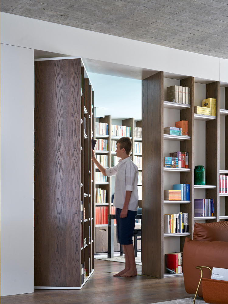 Luigi Rosselli Architects' Book House features shifted concrete slabs overlooking Sydney harbour