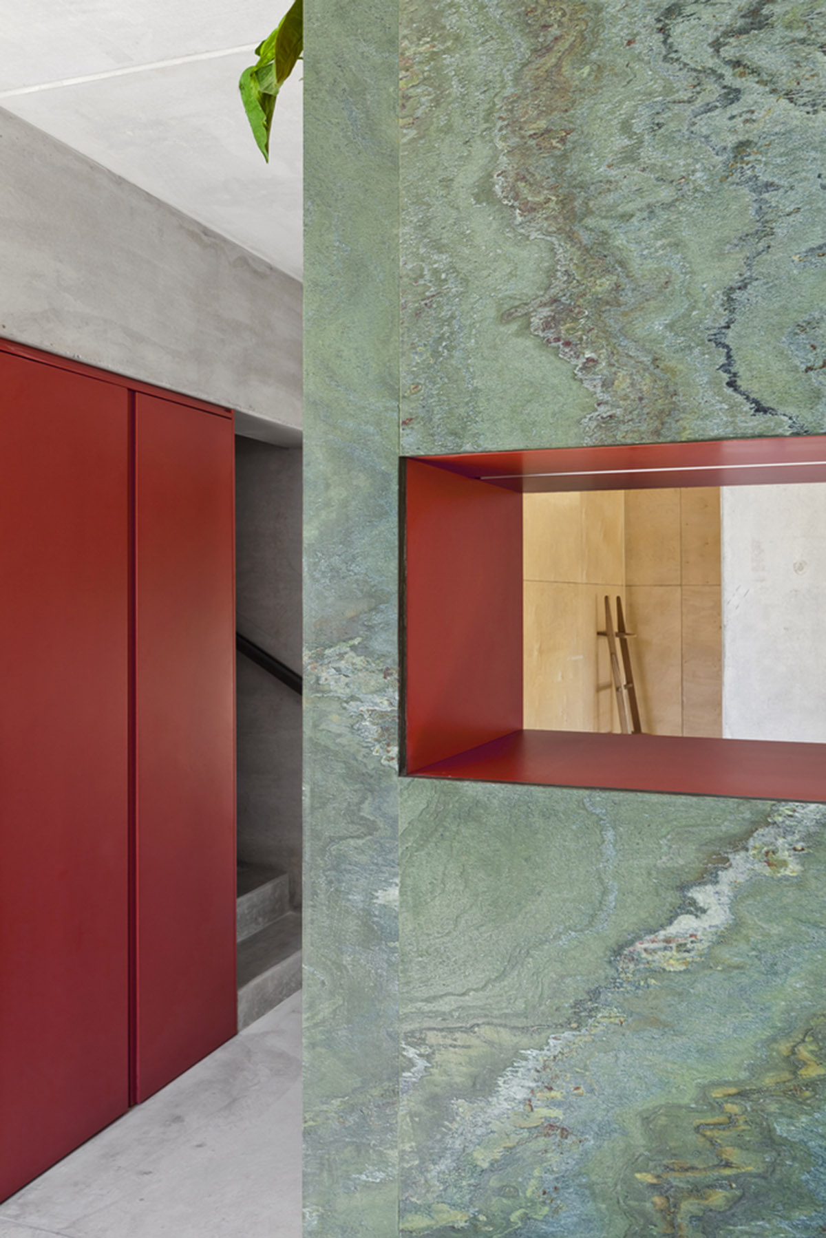 Koulas Residence in Cyprus refers to Koulas' medieval watchtowers with its vertical compact volume