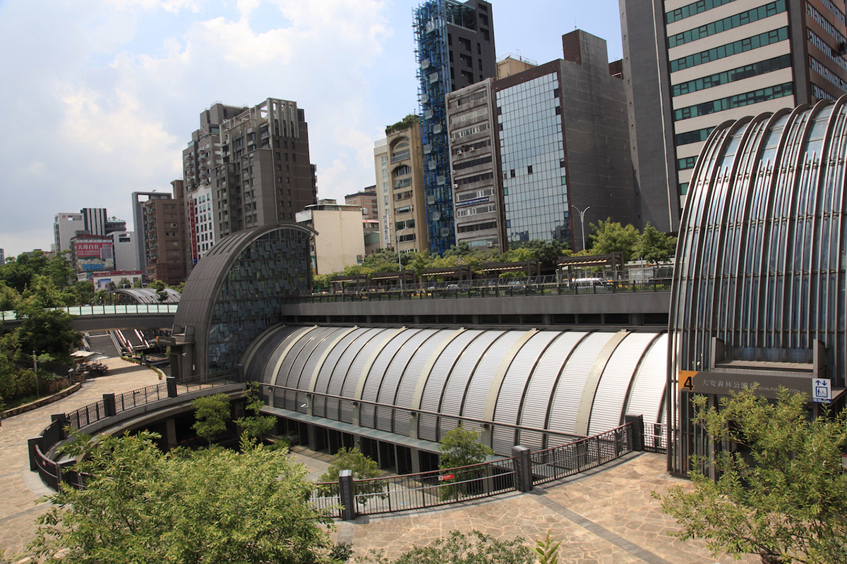 A Vibrant City Hub: Taipei MRT Daan Park Station by SCFC