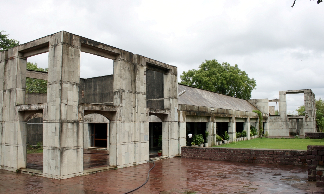 Anant Raje-Designed IIFM Bhopal Needs Urgent Restoration & Ingenious Approach For Future Growth