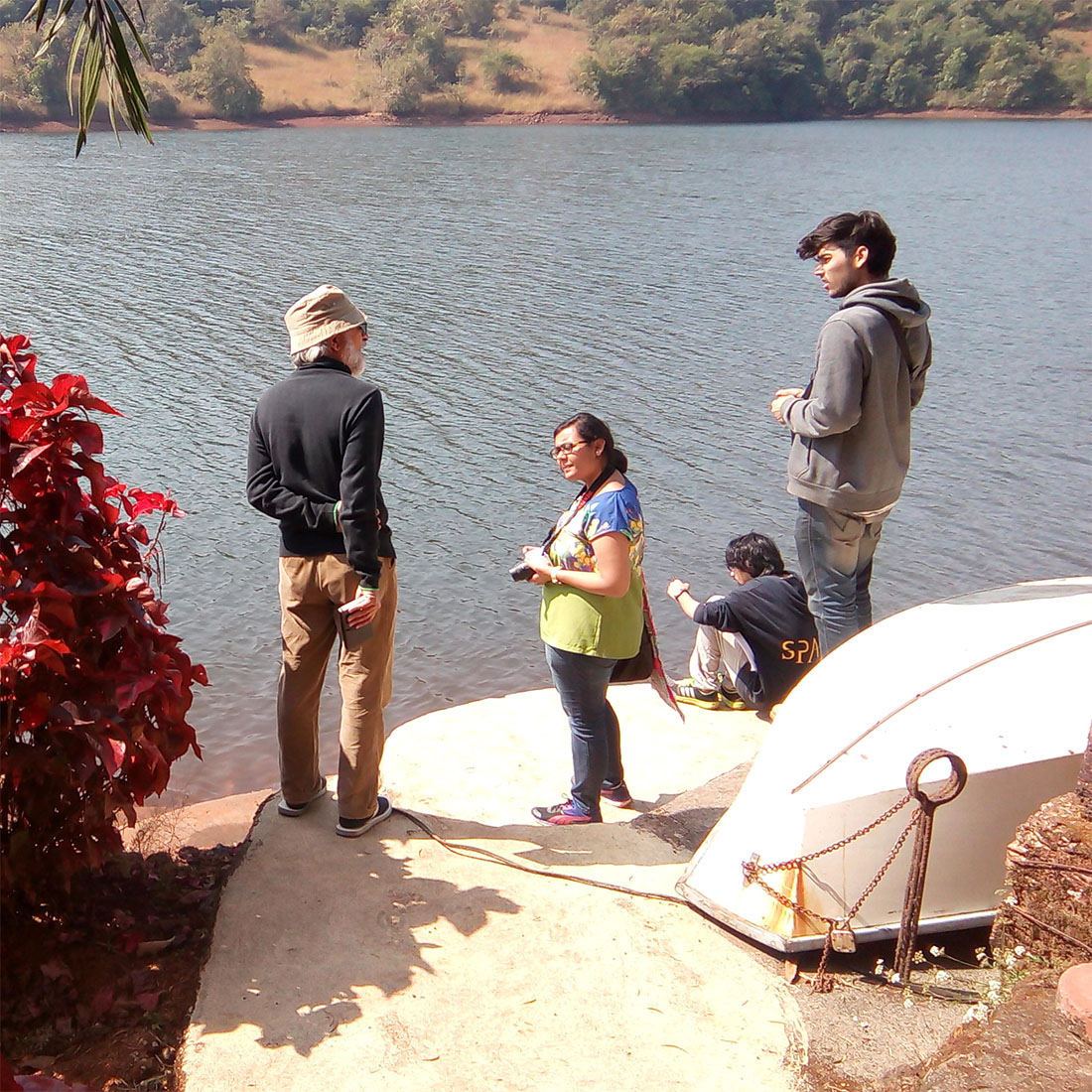 On Organic Architecture: 'Neelai' Lake House by Shirish Beri & Associates