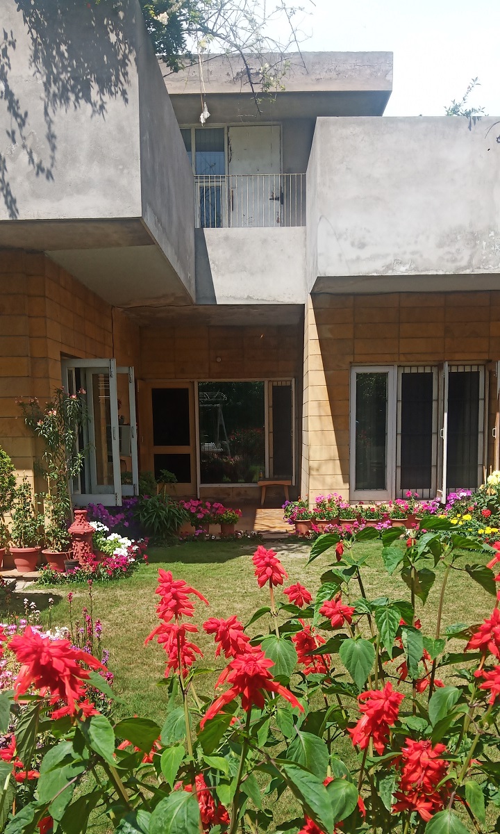 Form Follows Sun, Space & Verdure: Architect Dalbir Singh's Own House At Amritsar