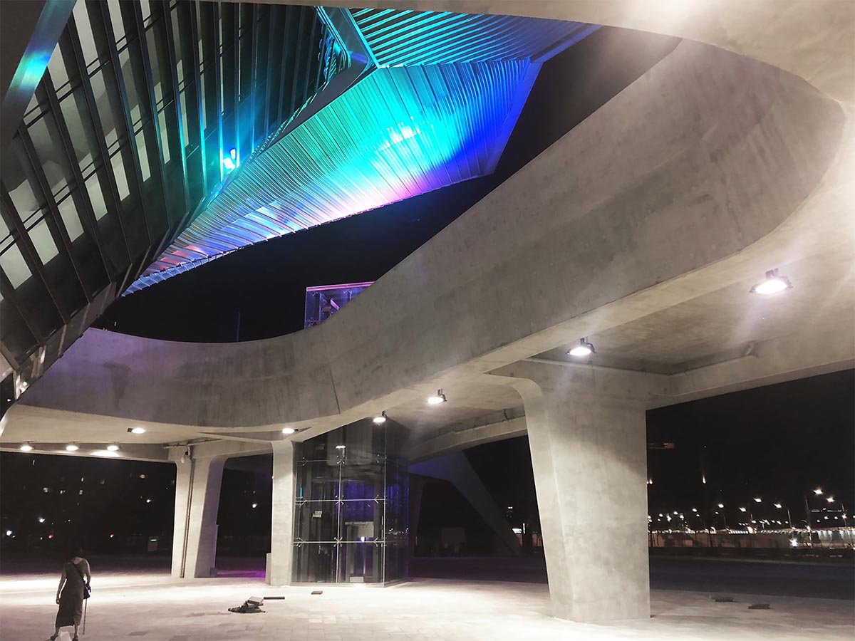 RUR Architecture DPC completes music center with crystalline geometry in Taiwan