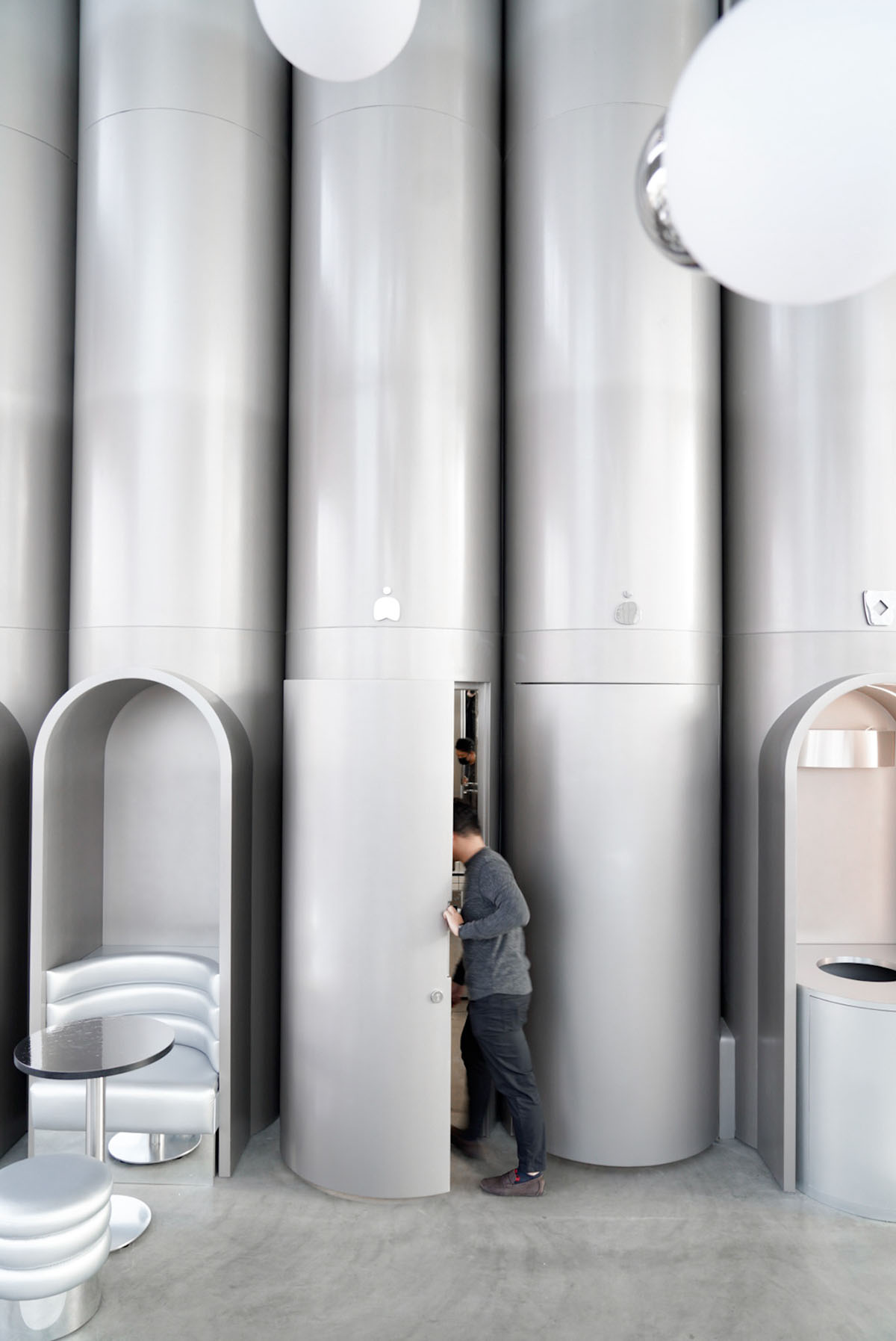 Masquespacio creates metallic interiors and water-inspired spaces for bakery in Saudi Arabia 