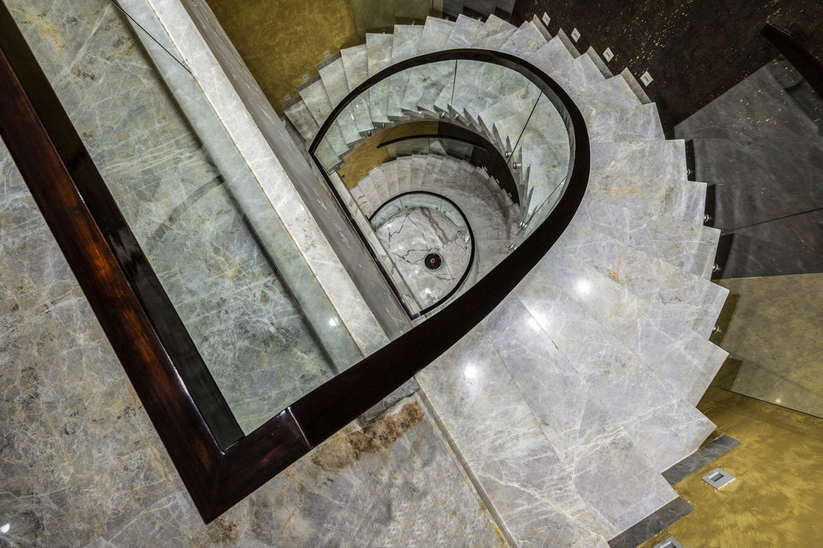 A lavish abode by 7WD Studio