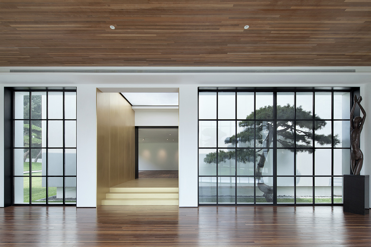 Vermilion Zhou Design Group In China Created An Art Museum That Has 199 Pine Trees