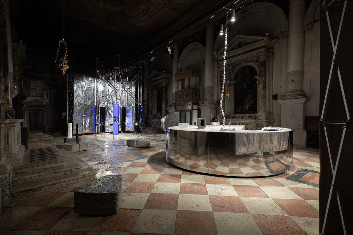 Lithuanian Pavilion installs 3D scanner sending visitors virtually to space at Venice Biennale