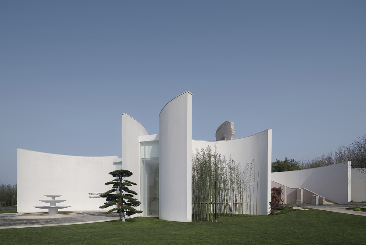 aoe designs reception center synthesizing Italian and Sino