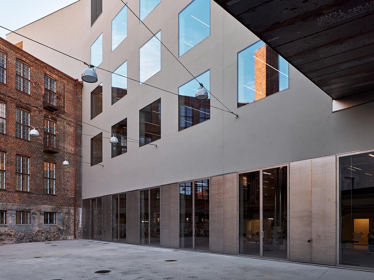 JKMM Architects превращает бывшие здания в новое здание Университета искусств Хельсинки.