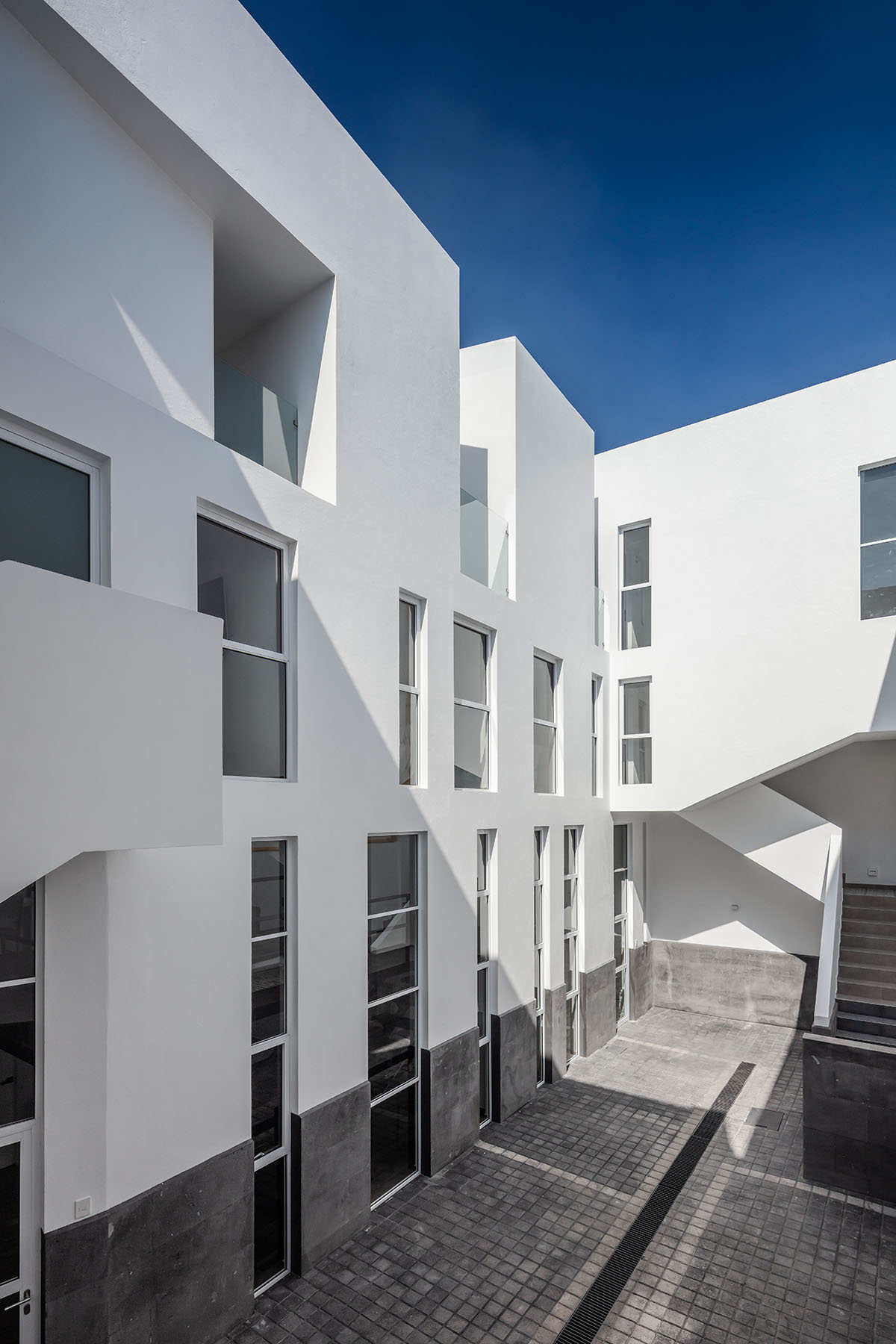 Inca Hernandez renovates old house in Tacuba with multiple artistic and artisanal elements in Mexico