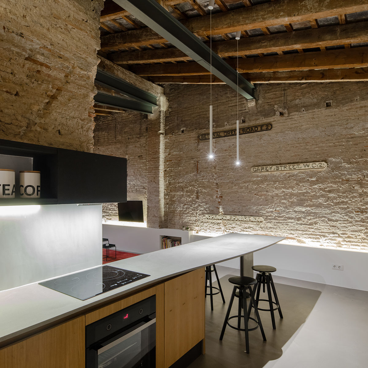 Roberto Di Donato Architecture gives